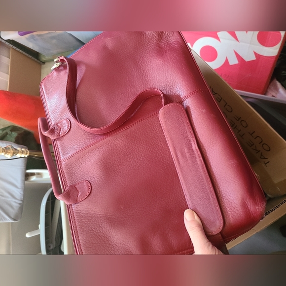 Levenger Bags Levenger Leather Laptop Bag Briefcase Poshmark